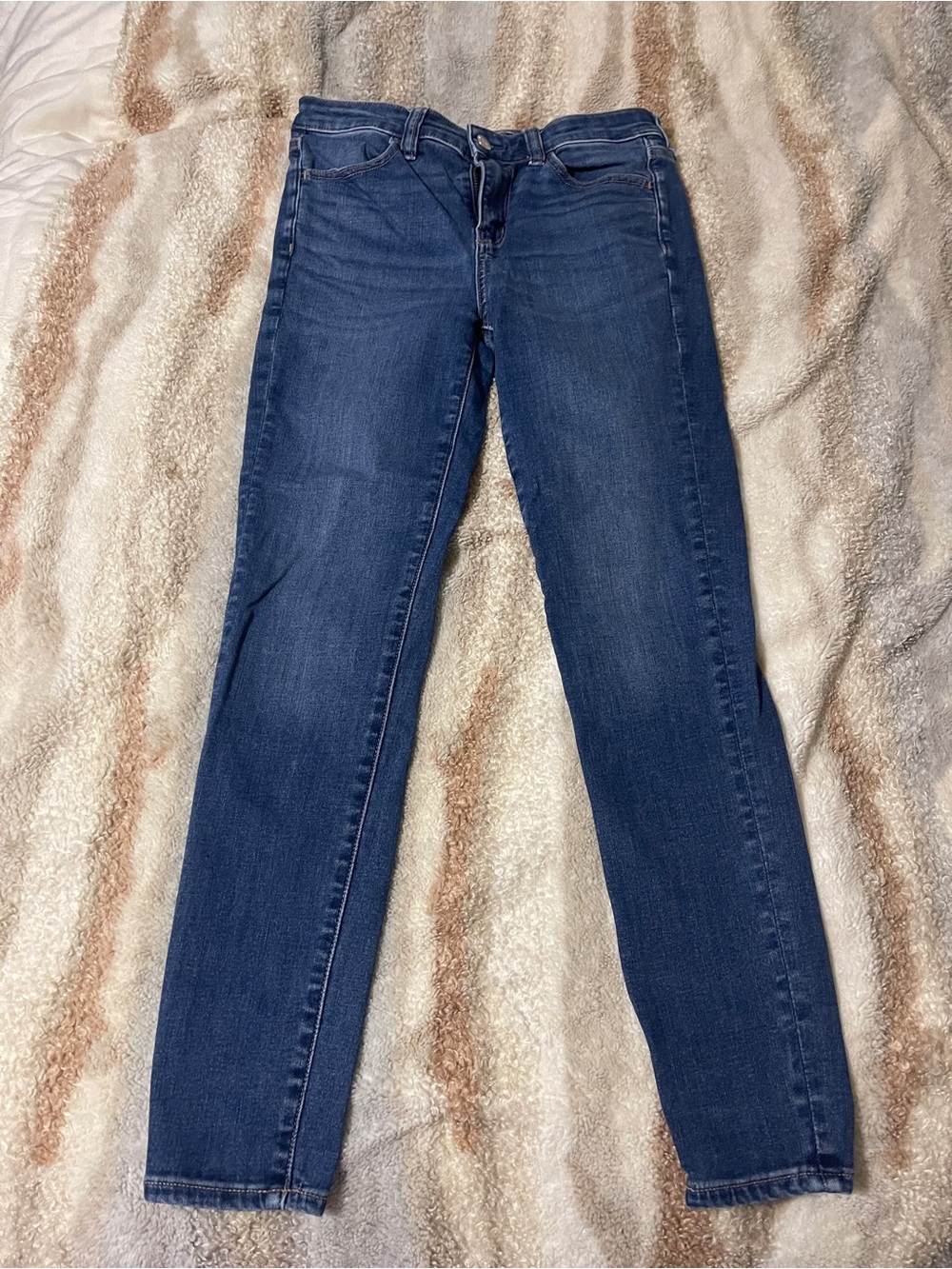 American Eagle Outfitters Women's Skinny Jeans in Dark Blue